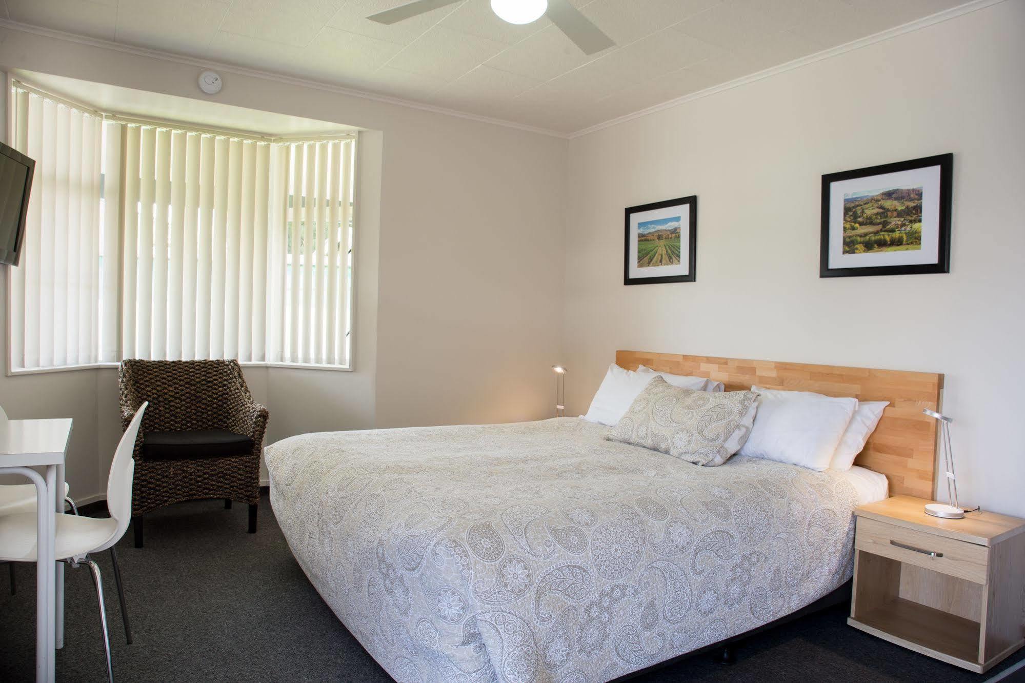 Colonial On Gladstone Motel Gisborne Dış mekan fotoğraf